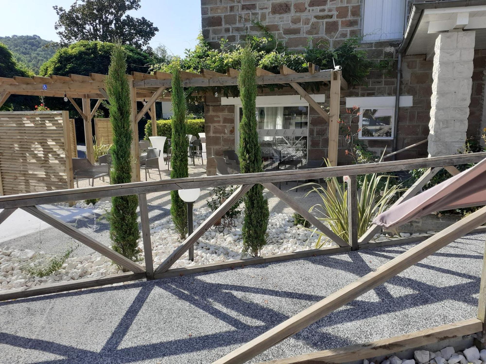 L'Auberge Saint-Viance エクステリア 写真